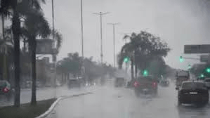 El SMN emitió una alerta naranja y amarilla por tormentas.