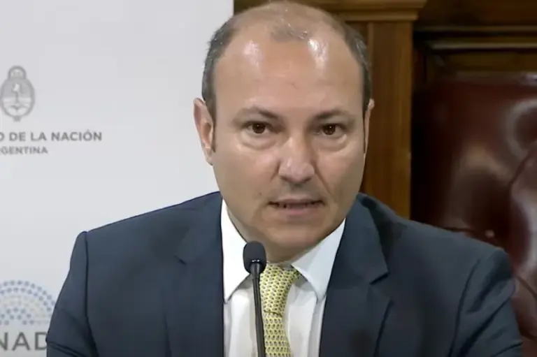 Procesaron al juez acusado de armar negocios con el cepo al dólar