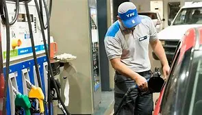 Año Nuevo comienza con un aumento en el precio de los combustibles y se esperan otros en febrero