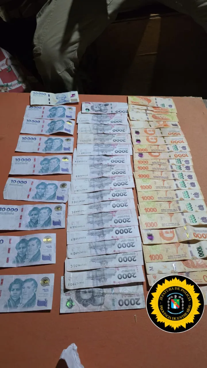 Allanamientos en barrio Nebel: secuestran cocaína, un arma casera y detienen a dos personas