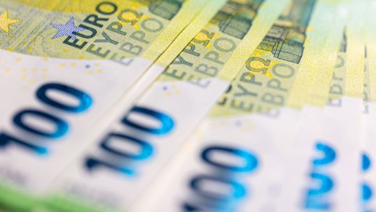 A cuanto cerró el euro blue hoy 14 de enero del 2026