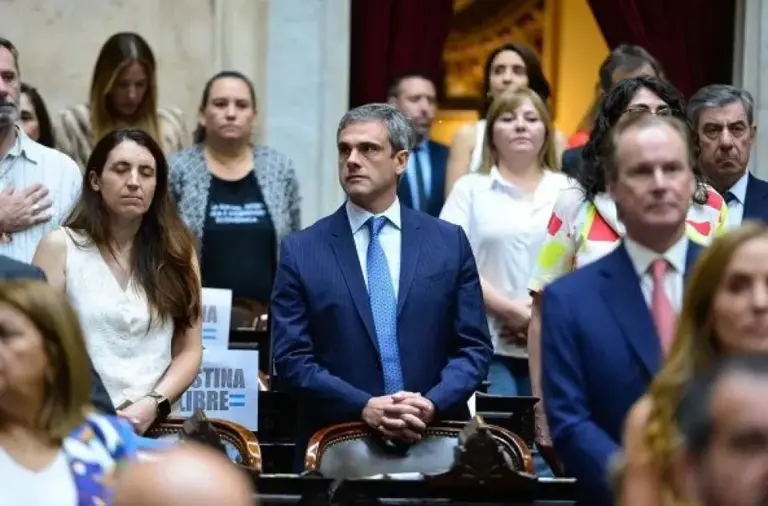 Michel: En vez de reformar la Constitución, el gobierno debería preocuparse por los 21 conflictos laborales