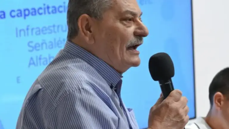 Jubilados Provinciales de Paraná reclaman audiencia con OSER: Nos tienen marginados, criticó Huss