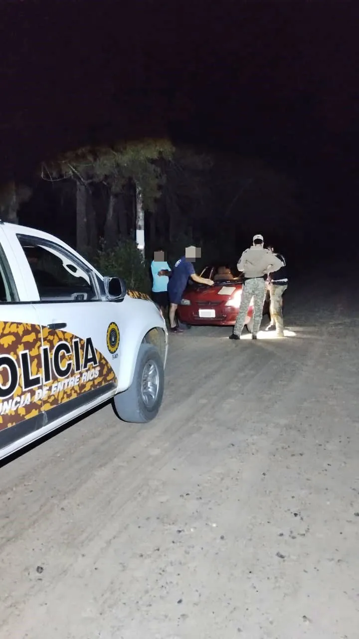 Noche de caza, terminó  con el secuestro de la carabina 22 y la munición por la Policía.