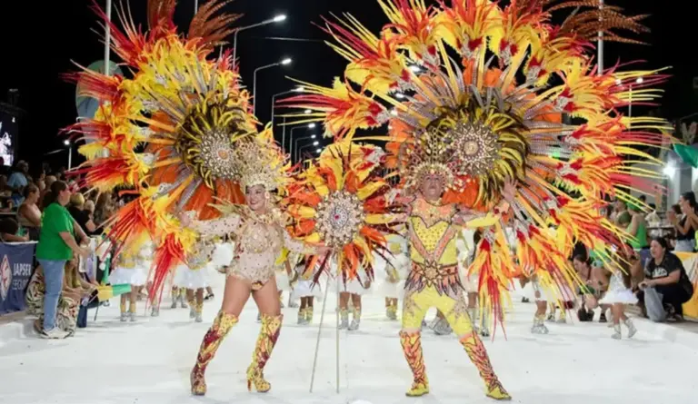Feriados 2026: cuándo es el fin de semana XXL de Carnaval