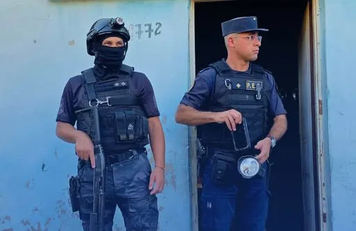 Allanaron la casa de un motochorro sindicado de haber participado en el asalto a una joven.