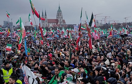 Miles desafiaron al régimen en homenajes a víctimas de protestas