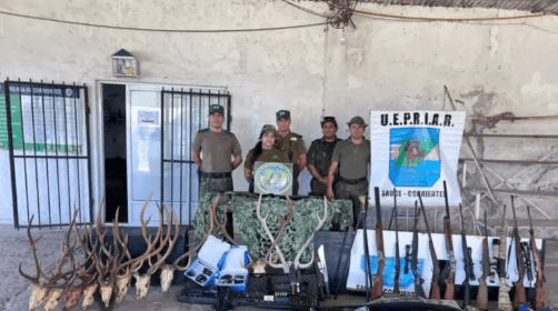 Desarticulan base de cazadores furtivos y secuestran armas de guerra en el interior de Corrientes