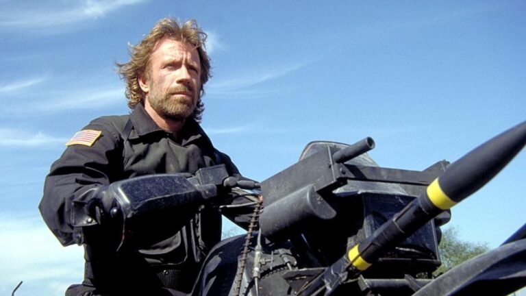 Las 10 mejores películas de Chuck Norris según IMDb: el ranking definitivo para recordar a la leyenda