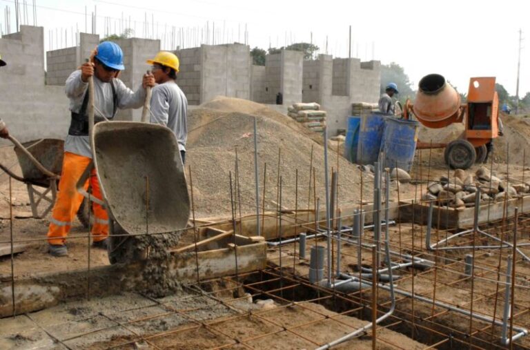 Municipio y construcción buscan impulsar inversión privada
