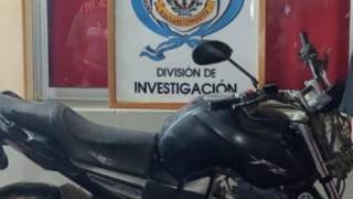Policía de Corrientes recupera motocicleta robada en Paso de los Libres