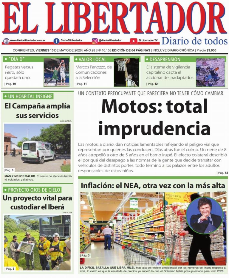 Vista panorámica de la ciudad de Corrientes con edificios gubernamentales y actividad comercial