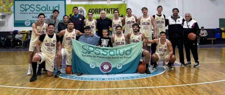 Partido de básquet entre Colón y El Tala en el estadio Mario Castellano