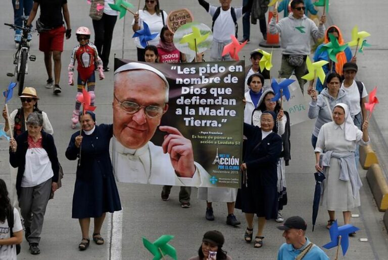 Portada de la encíclica Laudato Si’ del Papa Francisco