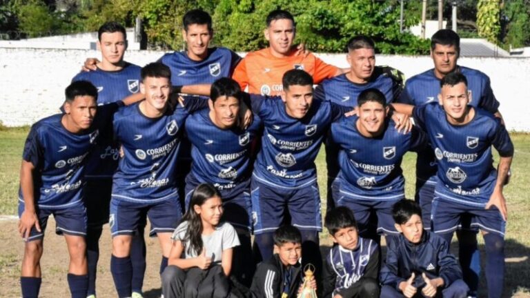 Partido de fútbol del Provincial de Clubes en Corrientes