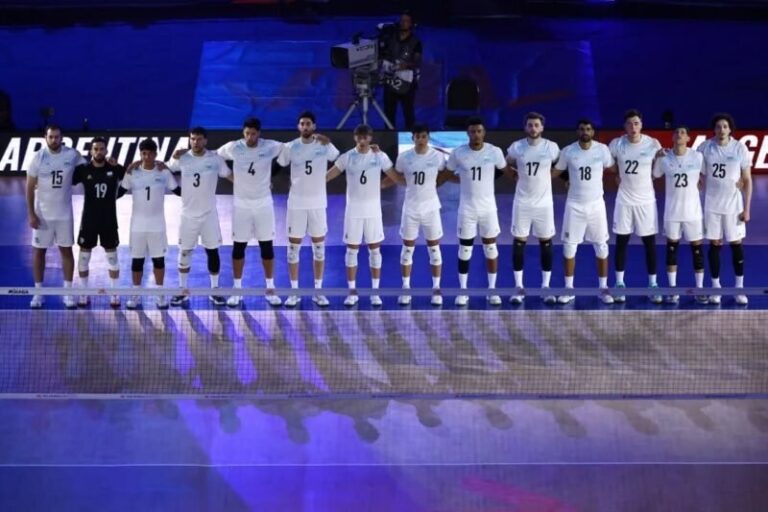 Partido de vóley entre Argentina y Serbia en la VNL 2026