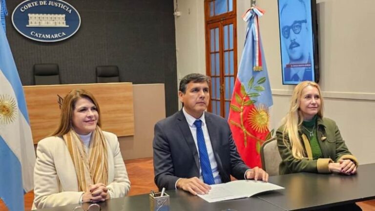 Firma virtual del convenio entre autoridades judiciales de Corrientes y Catamarca