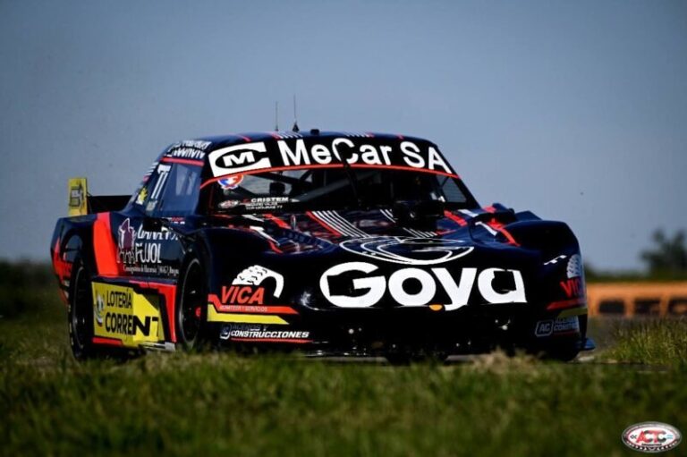 Ignacio Vilas en el Autódromo Roberto Mouras de La Plata