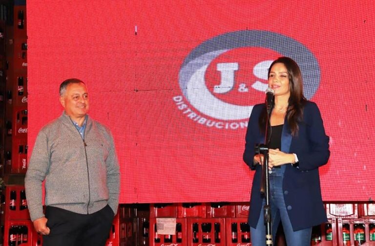 Inauguración de la planta de distribución de Coca Cola en Bella Vista