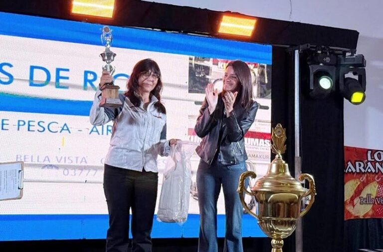 Concurso de pesca en Bella Vista con equipos participantes