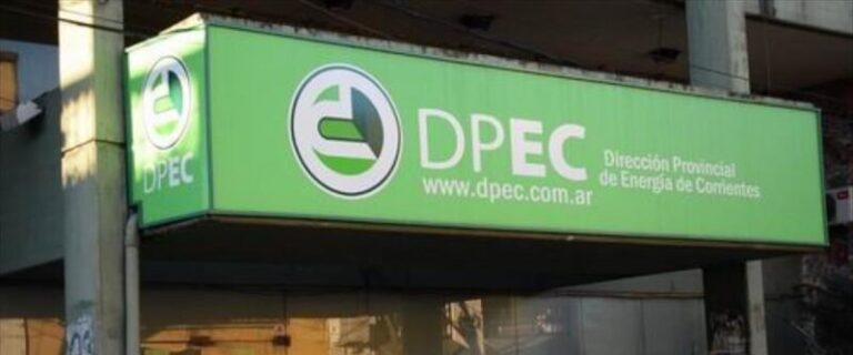 Juan Pablo Valdés durante inauguración de nueva sede de la DPEC en Corrientes