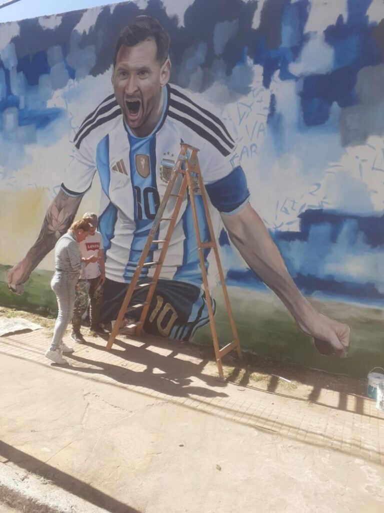 Mural de Lionel Messi en el barrio Cambá Cuá de Corrientes