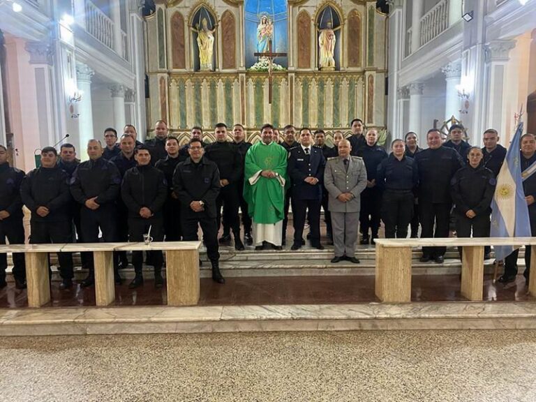 Misa en la Catedral Nuestra Señora del Rosario por el Día del Policía Caído