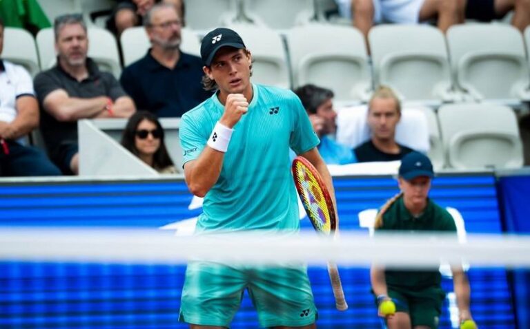 Lautaro Midón en el ATP 250 de Bastad