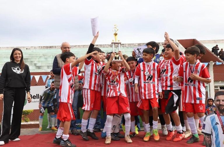 Premiación del Mundialito 2026 en el Polideportivo Municipal de Bella Vista