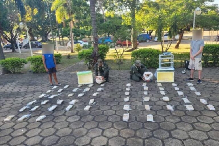 Operativo de Gendarmería Nacional en Corrientes con paquetes de marihuana