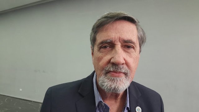 Reunión de Guillermo Basabe con autoridades provinciales en la Casa de Gobierno de Corrientes