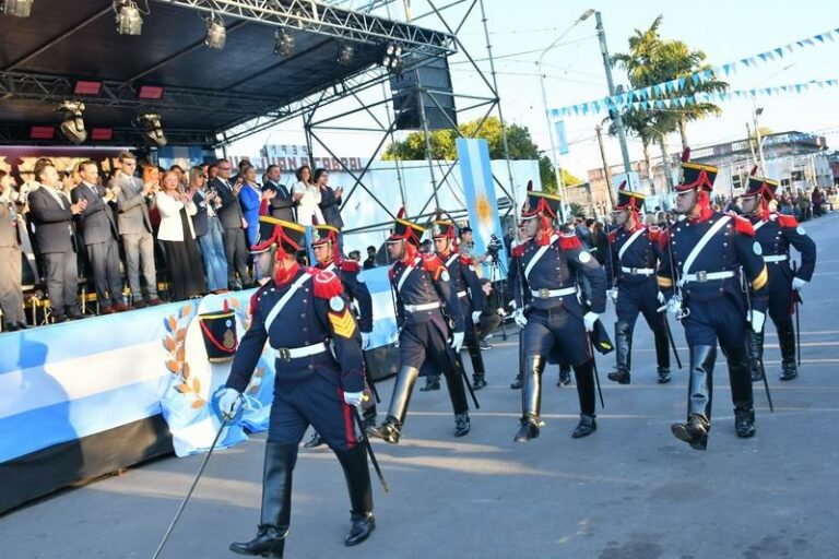 Acto oficial por el Día Provincial del Granadero Correntino en Saladas