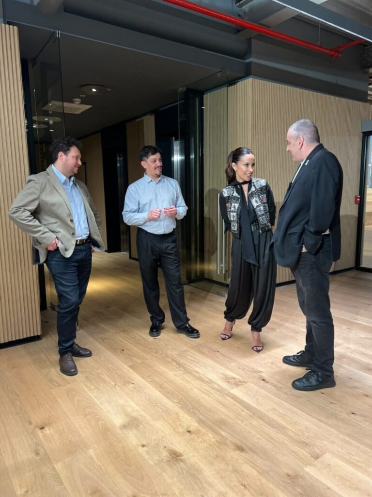 Leonardo Cifelli y Lourdes Sánchez durante la visita oficial en Corrientes