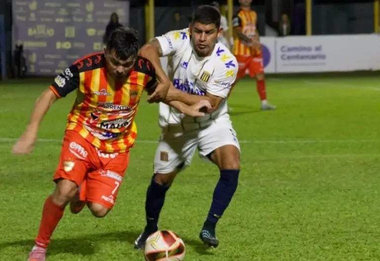 Jugadores de Boca Unidos festejando la victoria en Posadas