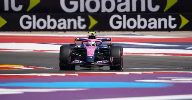 Franco Colapinto en el circuito de Austin durante los entrenamientos del GP de Estados Unidos de Fórmula 1
