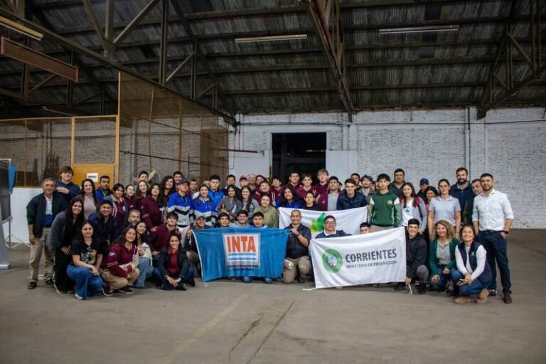 Capacitación fitosanitaria en Goya para productores tabacaleros