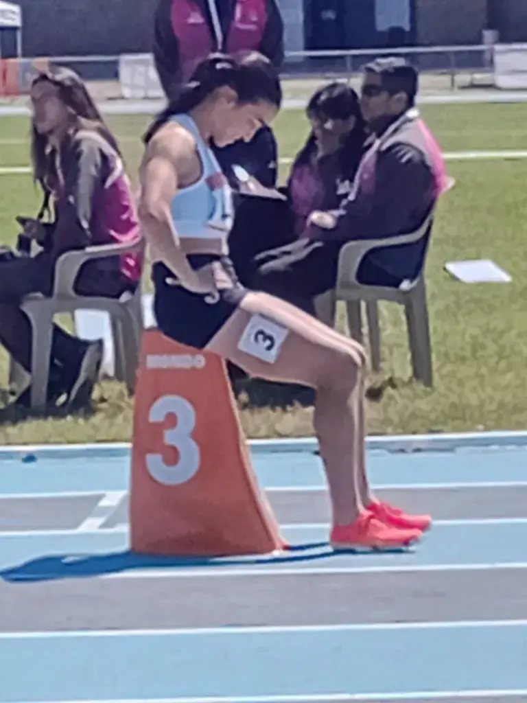 María Paz Romero compitiendo en los 800 metros del Sudamericano U23 de Atletismo en Santa Fe