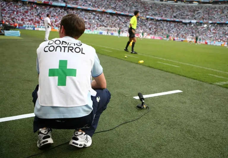 Futbolistas argentinos durante un partido de la Liga Profesional, en el marco de los controles antidoping