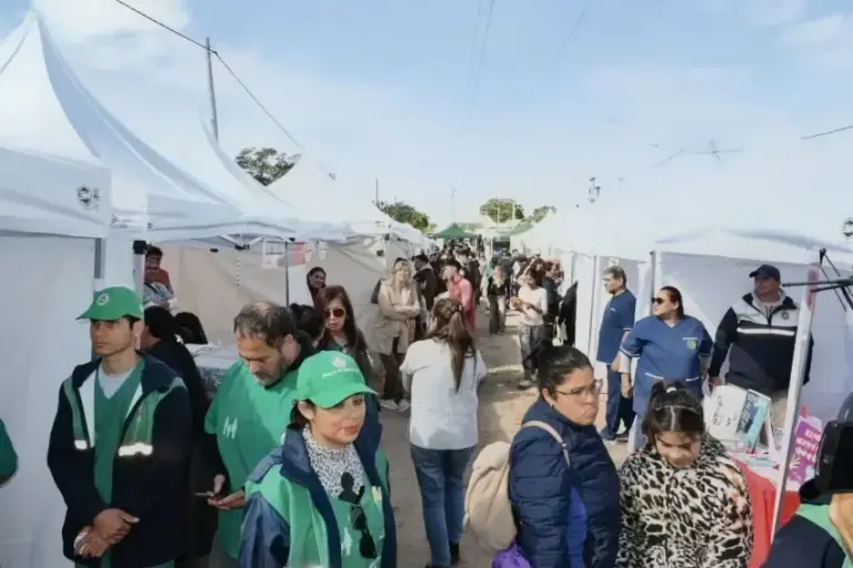 Operativo de asistencia en Itatí por la crecida del río
