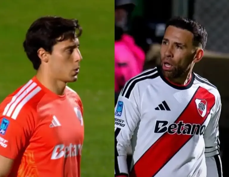 Nicolás Otamendi le reclama a Santiago Beltrán durante el partido entre River y Sarmiento en Junín