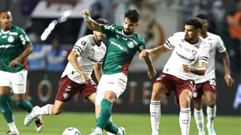 Jugadores de Palmeiras festejan la clasificación a la final de la Copa Libertadores 2026