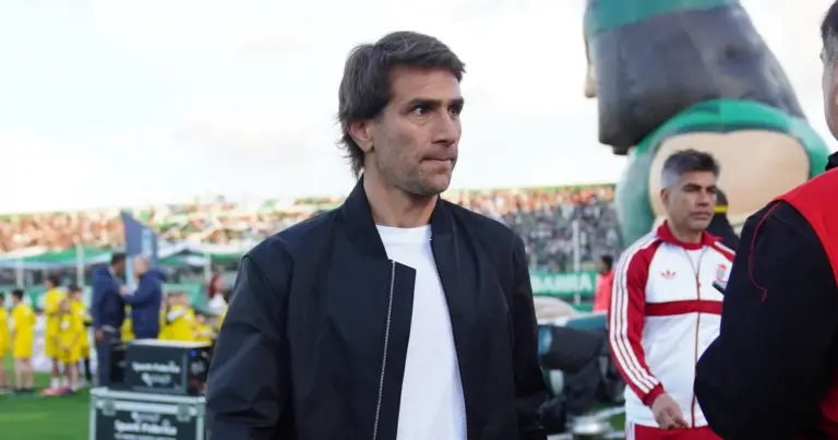 Leonardo Ponzio, entrenador de River Plate, durante un partido