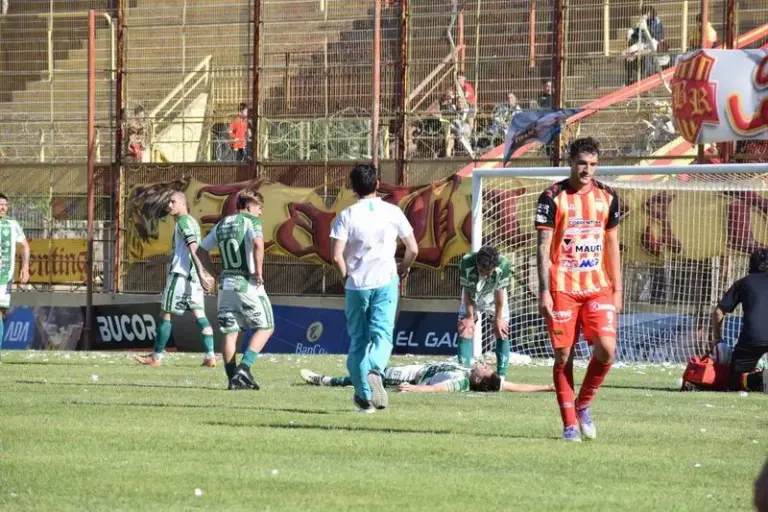 Estadio Leoncio Benítez, escenario del partido suspendido entre Boca Unidos y Gimnasia de Chivilcoy