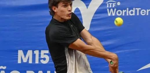 Tenista Carlos María Zárate durante un partido en el Challenger de Cali